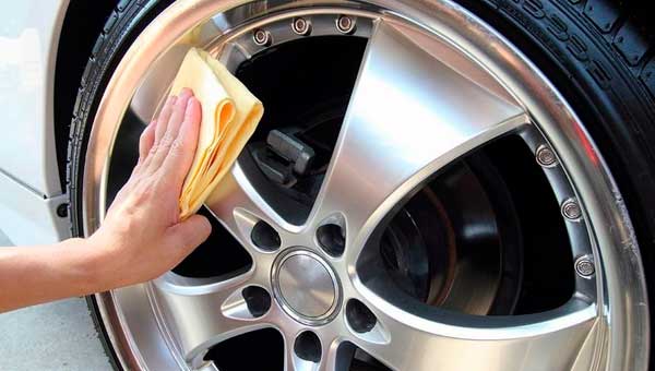 Как защитить краску на колесных дисках