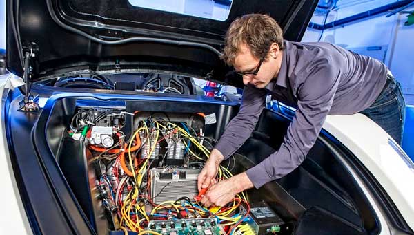 Как избежать проблем с электрикой в автомобиле