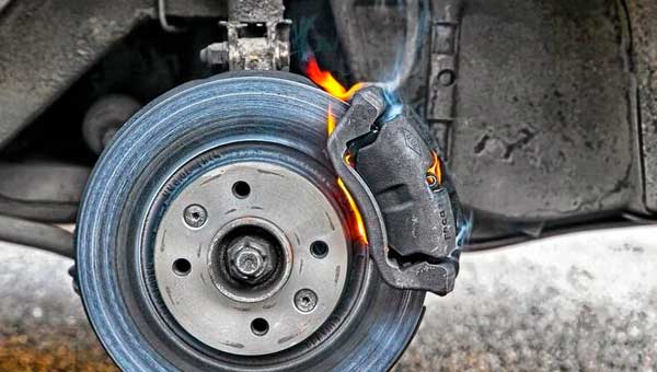 Как избежать перегрева тормозной системы
