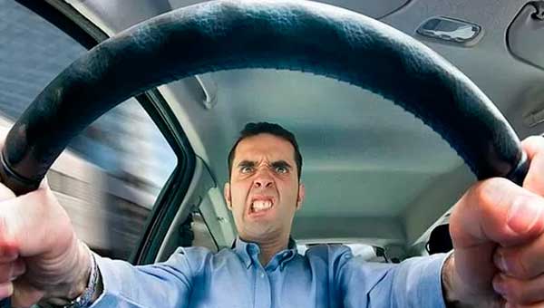 Топ-5 привычек, которые разрушают ваш автомобиль